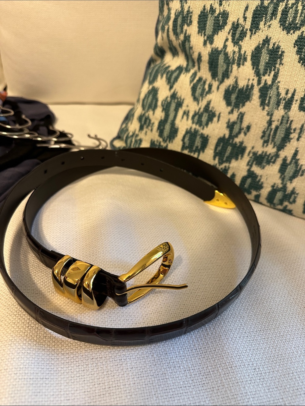 Madewell Chocolate Brown Croc-Embossed Leather Belt with Gold Buckle - Picture 1 of 4